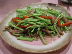 芦蒿香肠-吉事利茶餐厅