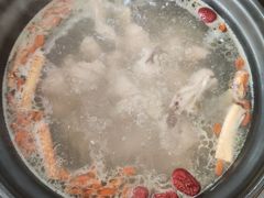 -濠轩阁特色生蚝火锅(水湾路店)