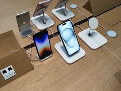 -Apple零售店(华贸购物中心店)