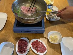 -牛满溢·自助潮汕鲜牛肉火锅(龙汇路店)