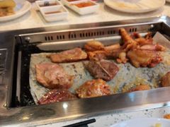 -爱客得牛排海鲜烤肉·火锅自助(春熙路黑金好店)