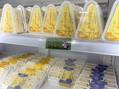 -正飞鲜奶(吐鲁番路店)