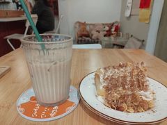 -C.Y Cafe