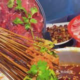 性价比超高的串串火锅，甜品还自助哦