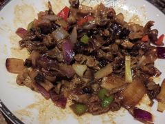 -东口码头·烧鸽子·鱼头泡饼·地方菜(金鹰悦城店)