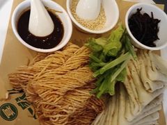 -一家人(凯旋路店)