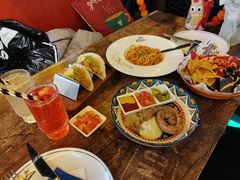 -Famous肥猫墨西哥音乐餐吧(五棵松华熙LIVE店)