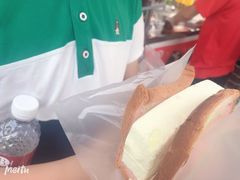 -詹爷爷乌节路街头冰淇淋