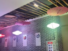 -辣莊重庆老火锅(威海高铁站韩乐坊店)