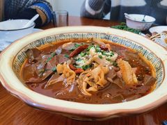 -胡子饮食店