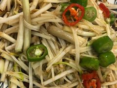 白水芹炒豆腐丝-小实惠嘉(威海路店)