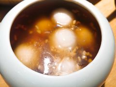 山城小汤圆-胡马八破·川菜小馆(高新万达店)