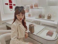 -DIOR迪奥(德基广场女装店)