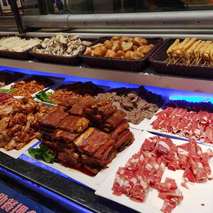 牛皇叔自助烤肉-"[薄荷]环境:一般,比较吵,建议不要一个.