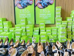 -广州周大福金融中心