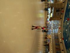 -冠军冰场(环球中心店)