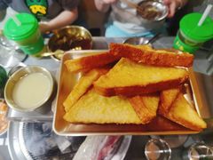 烤面包-围炉肉舍•炭烤活鳗•丹东海鲜烤肉(步行街店)