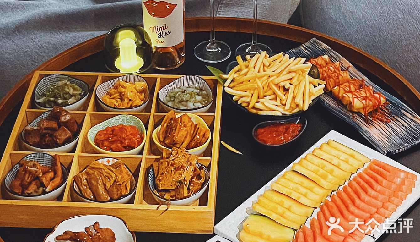 八一公园湖景最佳视角餐吧，环境超棒‼️