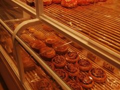 -好利来(万卉路店)