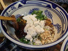 豆花米线-蜗牛小馆醉乡民谣云南菜(惠新西里店)