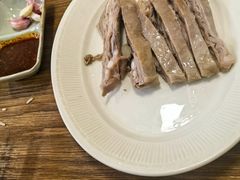 -贯贯吉·清真餐厅(浙江中路店)