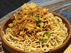 -老街烧烤大排档·地道湖北菜·龙虾馆(汉口火车站店)