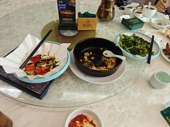 -五谷芳乳鸽王(梅沙老店)