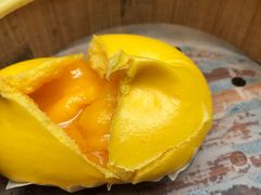 蛋黄流沙包-贰號小院潮汕砂锅粥(前海西街店)