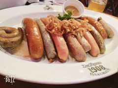 -皇冠自酿啤酒坊(中国红街5号楼店)