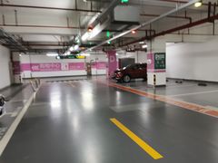 -龙湖虹桥天街-停车场