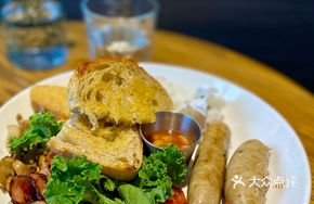 Australian Big Breakfast