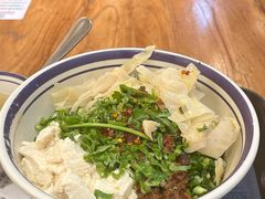 -云阿蛮云南生烫牛肉米线(奉贤路店)