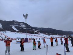 -鳌山滑雪度假区