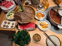 -巴奴毛肚火锅(龙湖锦艺城店)