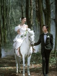 -第一夫人婚纱摄影(南京店)