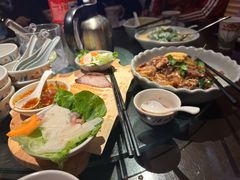 -大头虾越式风味餐厅(光明广场店)