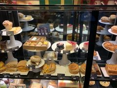 面包甜点陈列柜-星巴克(北京中关村北京国际店)