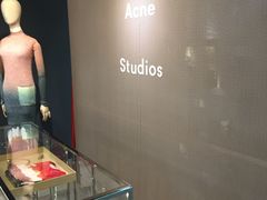 -Acne Studios(芮欧百货店)