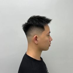 -海文先生国潮烫染男士理发馆