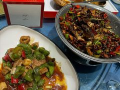 -乔家小院•非遗驴肉•本地小海鲜(滨河路店)
