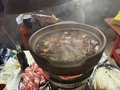 -威邵鸡煲(西华路总店)