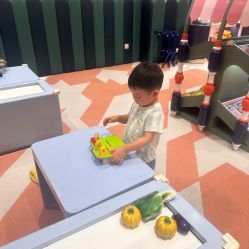 -奈尔宝家庭中心·亲子餐厅(鄞州万达店)