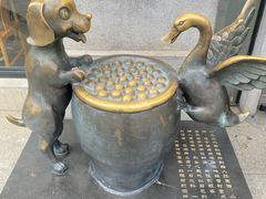 -缸鸭狗(天一广场店)