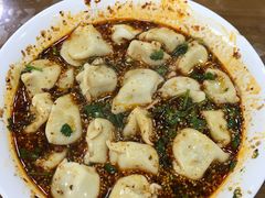 酸汤牛肉水饺-回坊马二饺子馆