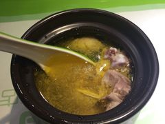 -老乡鸡(武汉中南梅苑小区地铁站店)