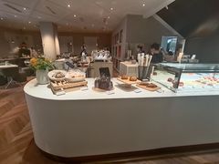 -潮一不贰·法式甜品·生日蛋糕·西式简餐(外滩店)