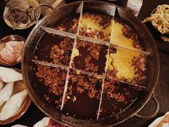 -岗上渣渣老火锅(两路口店)