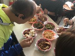 -咱家王新国把子肉(县东巷店)