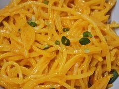 蟹黄咸蛋土豆丝-荆九爷爆炒桥头三嫩(夫子庙店)