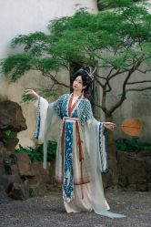 -苏州窝边小草摄影·汉服妆造跟拍(拙政园店)